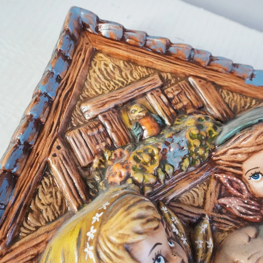 VTG Ceramic Alpine Boy Girl Wall Faux Cuckoo Clock 3D Pendulum Pinecone‎ Weights